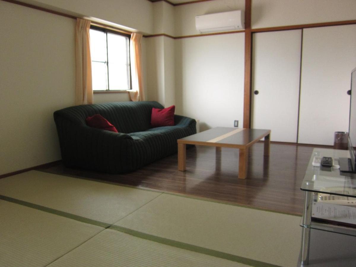 Sakuraya Hotel Hatsukaichi Room photo
