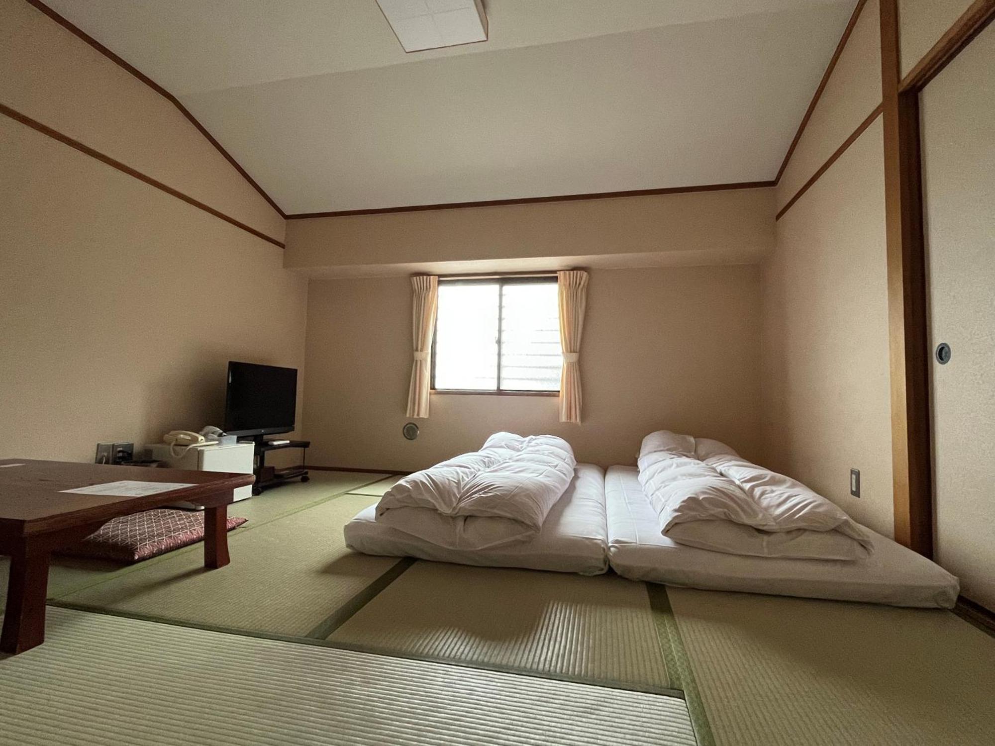 Sakuraya Hotel Hatsukaichi Exterior photo