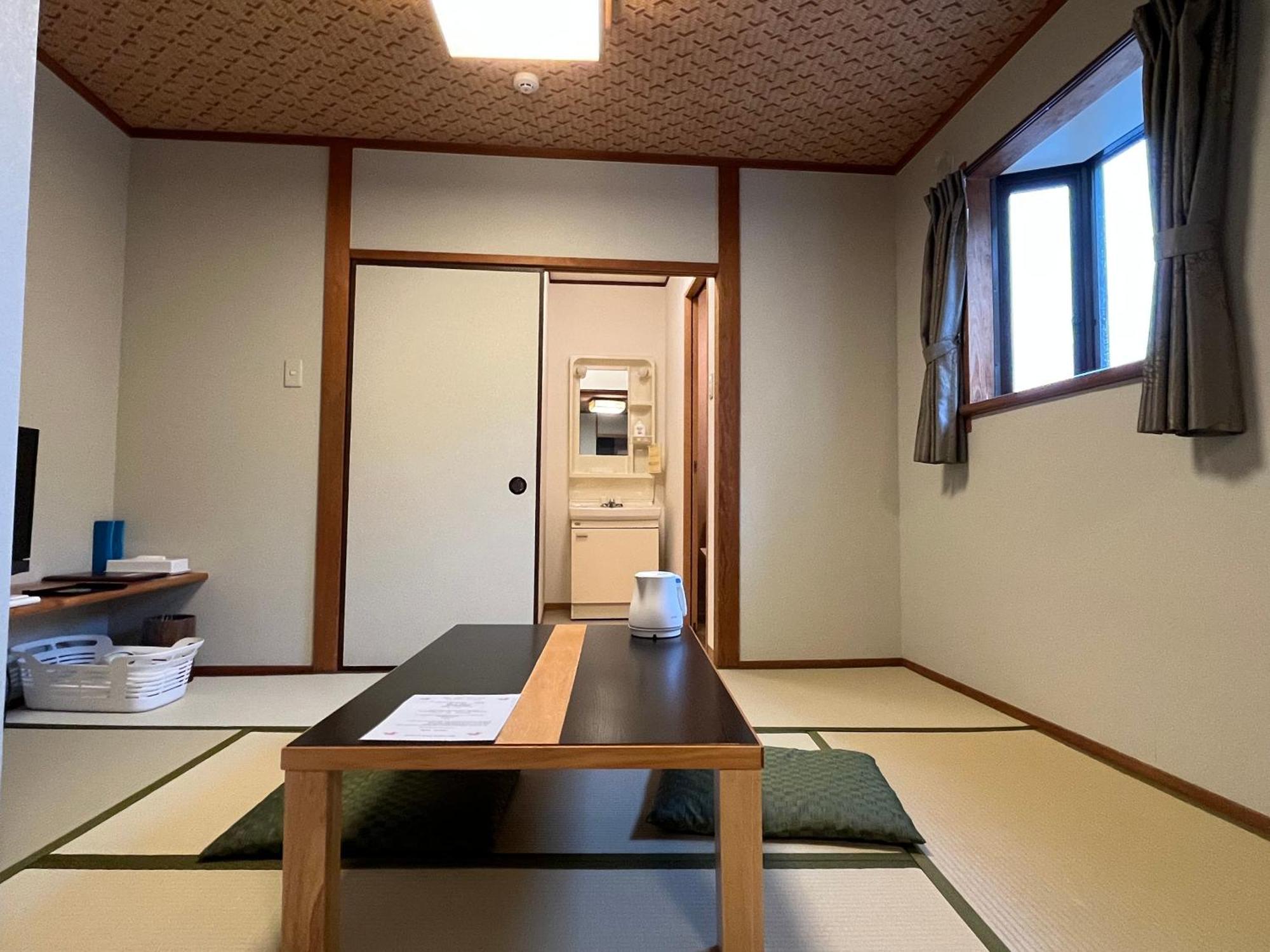Sakuraya Hotel Hatsukaichi Exterior photo