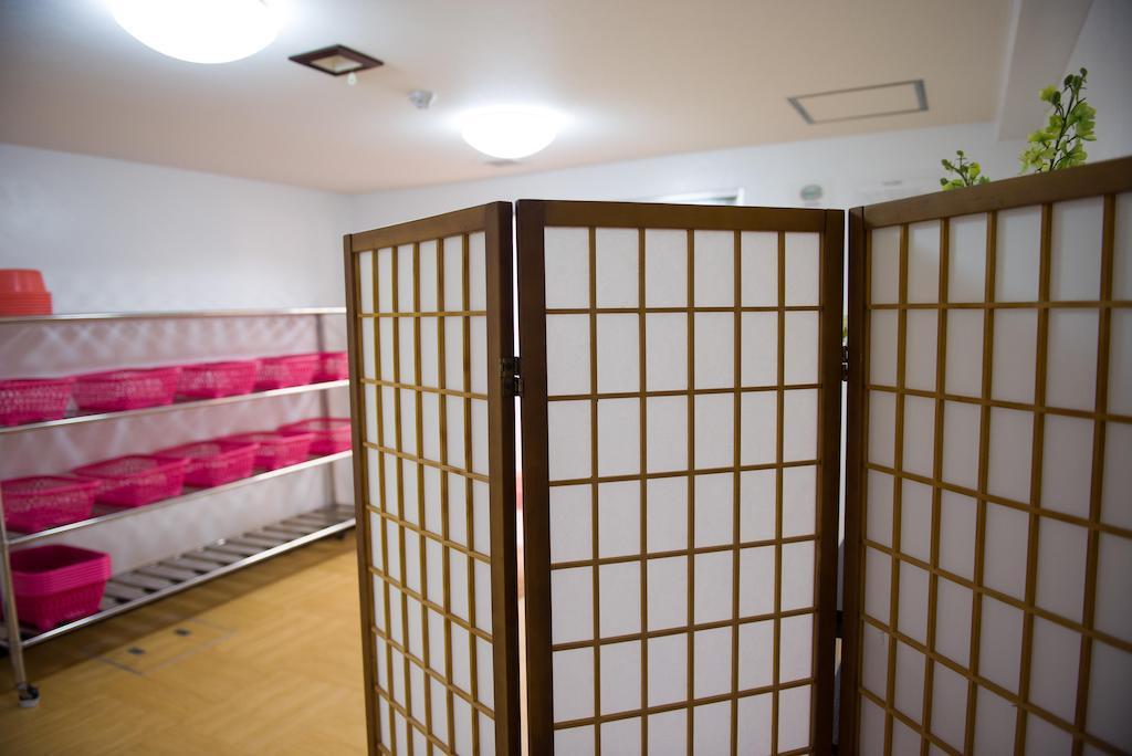 Sakuraya Hotel Hatsukaichi Exterior photo